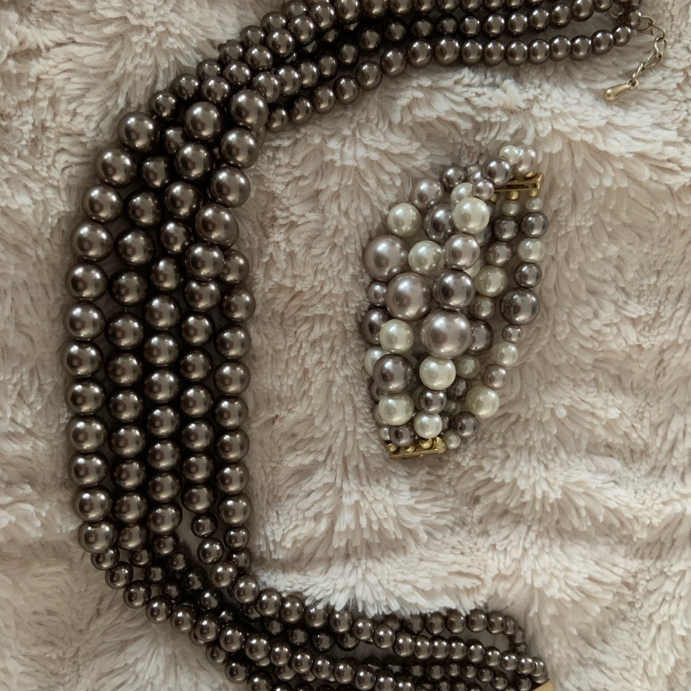 Lia Sophia Cafe Au Lait necklace and bracelet